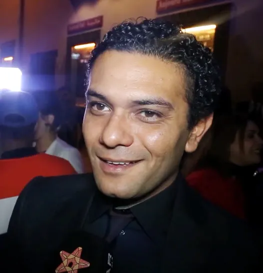 آسر ياسين الذي يجسد شخصية خط الصعيد في فيلم فرقة الموت