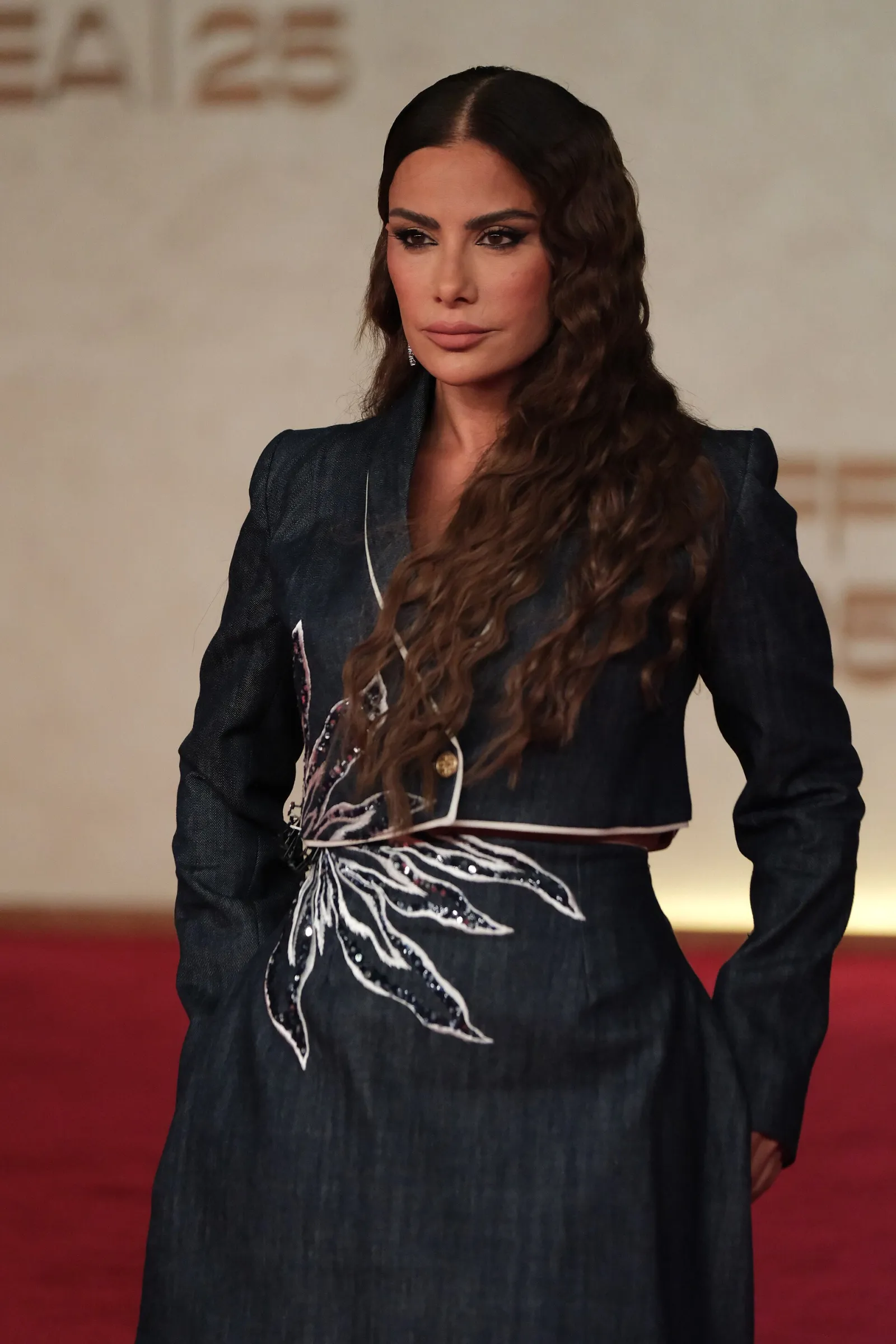 الممثلة صبا مبارك بطلة حكاية جريمة في الزمالك ضمن مسلسل القصة الكاملة